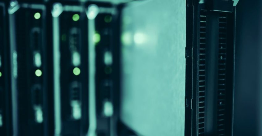 Ilustrasi terkait uptime hosting adalah - Apa itu Uptime dan Kenapa Penting untuk Website Bisnis Anda?