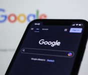 Ilustrasi terkait optimasi core web vitals - Panduan Optimasi Core Web Vitals untuk Peringkat Google Website